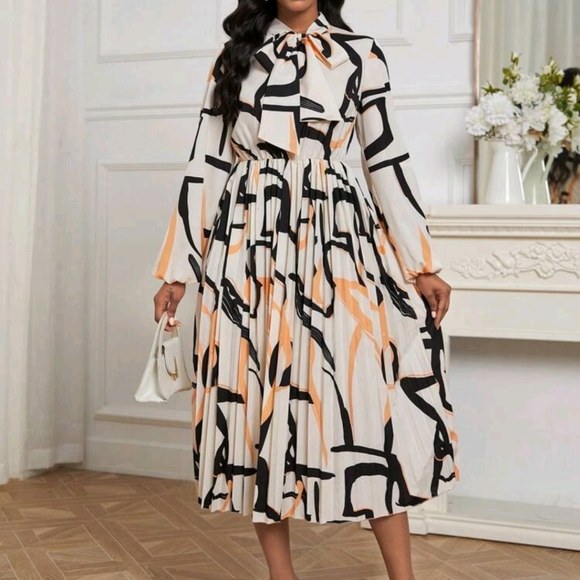 Abstract Print Tie Neck Pleated Dress - Picture 6 of 6
